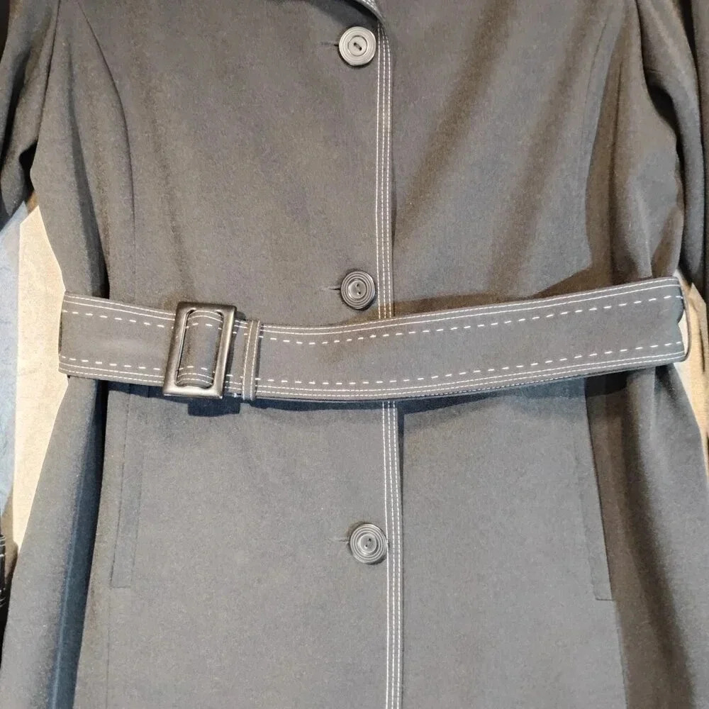 Novelti Adorable Junior NWOT Women's Black Full  Length Trench Coat in Size 7/8 - Picture 4 of 12